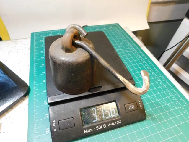 Antique 3lb.15.7oz Cast Iron Hanging weight Tobacco Cotton Balance Beam Scale