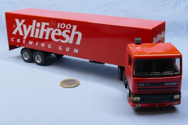 Modèle Réduit DAF 3600 Space Cab 1982 - Échelle 1/18, Métal