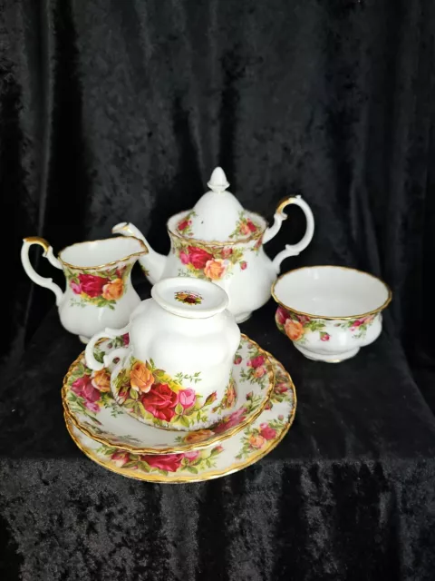 Royal Albert Old Country Roses Tea Set For One. Includes Tea Pot,Milk Sugar,Trio