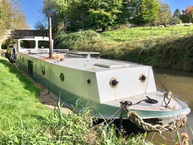 Dutch Barge widebeam liveaboard river canal boat - Full renovation 2