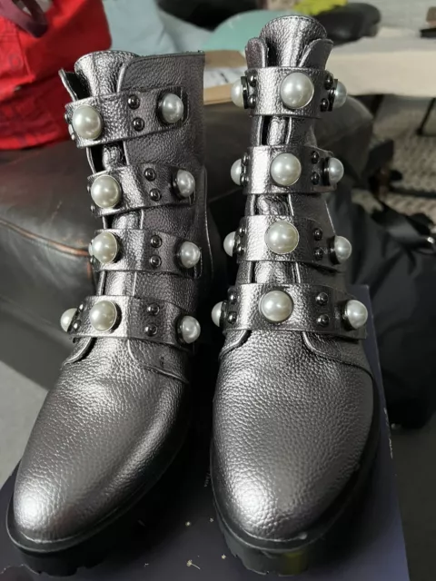 Karl lagerfeld hotsell hayden bootie