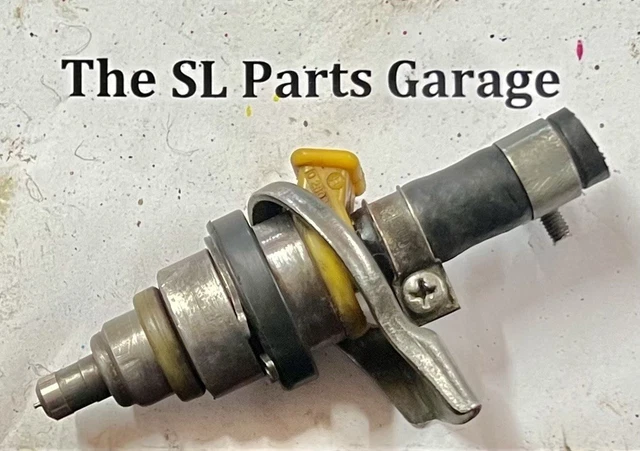thumbnail image 2 of Fuel Injector For Mercedes M110 2.8 – Fits S/E Class, R107, W107, W124, W126 (0280150035) 2 of 6