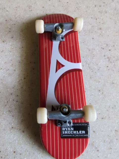 Ryan Sheckler Fingerboard Tech Deck 96mm Skateboard with WHEELS