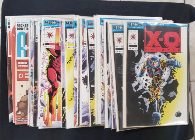 Lot 30 VALIANT Mix Comic - Archer & Armstrong, Solar, Man of the Atom, Harbinger