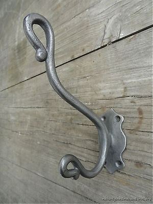 A Stylish Antique Style Trunk Double Coathook Cast Iron Coat Hook Rack R4