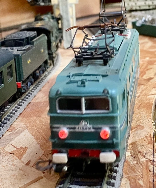 Locomotive électrique Hornby CC 7121 SNCF - Échelle HO, Réf 6372, Analogique, Comme Neuve