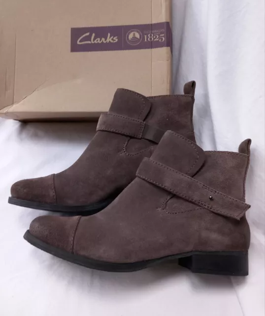 Clarks ladbroke magic hot sale