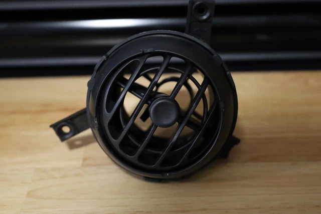 OEM 2002 - 2007 Subaru Impreza WRX / STI Dash AC Air Vent Passenger RH