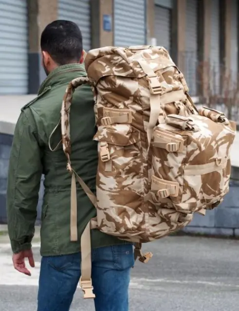 Sac à dos 90L camouflage DPM DÉSERT de l'Armée Roumaine neuf (romanian backpack)