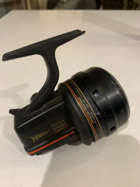 A VINTAGE DAIWA Harrier 123M Closed Face Match Reel Good Working