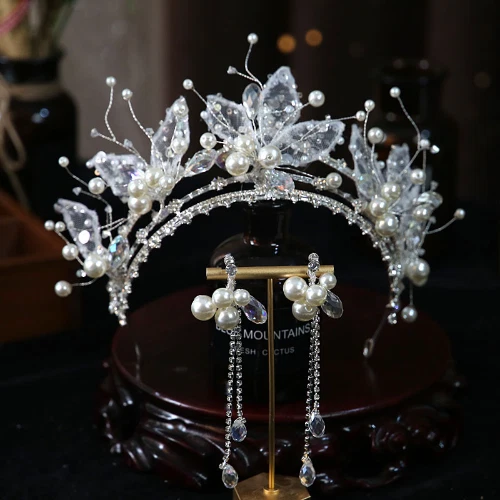 Beautiful crystal beaded luxurious Crown tiara Bride's wedding hair accessories