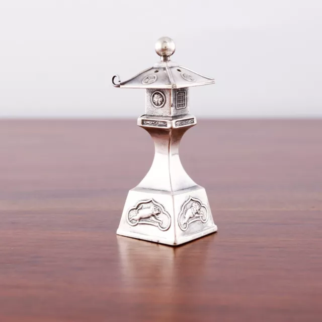Figural Japanese 950 Silver Salt Shaker Pagoda Lantern Form 20Thc No Monogram