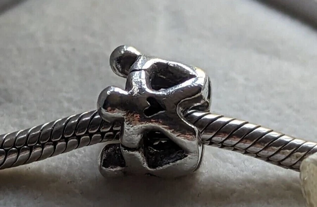 Chamilia Circle of Friends Charm Sterling Silver Code GH-137