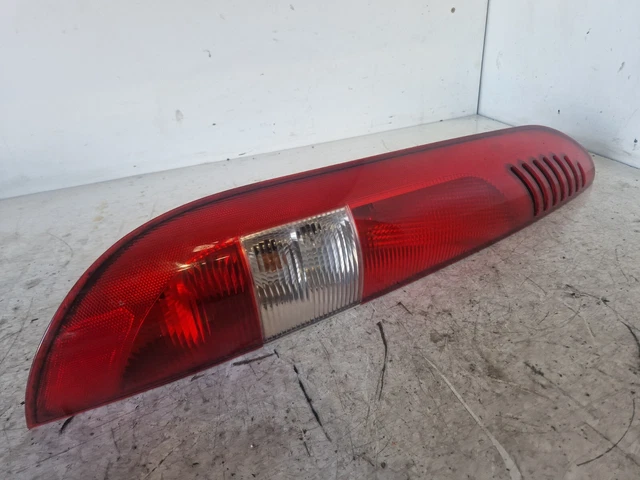 VA1 Mercedes W414 Vaneo Luce Posteriore SX A4148200064