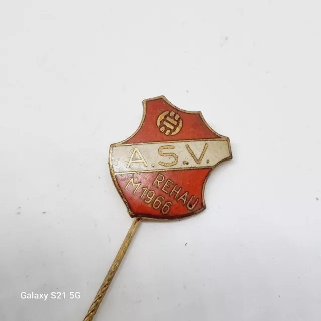 A.S.V. REHAU 1966 M Alte FUßBALL Anstecknadel sammel Pin