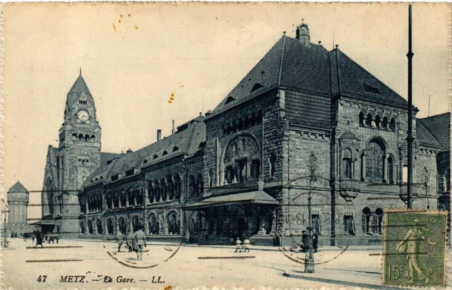 CPA AK METZ - La Gare (650921)