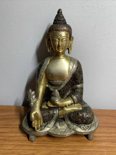 6" Lord Buddha in the Bhumisparsha Mudra Brass Statue Handmade Made In India