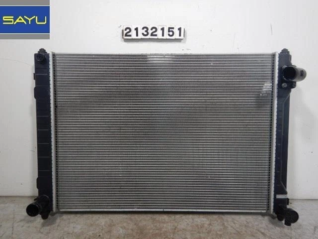 NISSAN FUGA 2011 DAA-HY51 Radiatore 214101MG0A [Usato] [PA69766527]