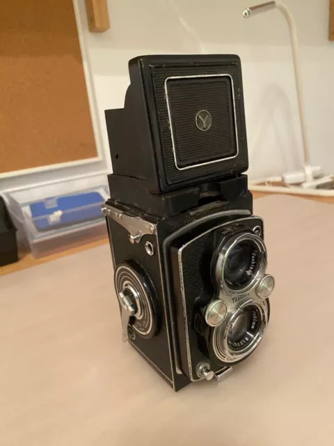 Yashica-Mat TLR Medium Format Camera. spares / repair.