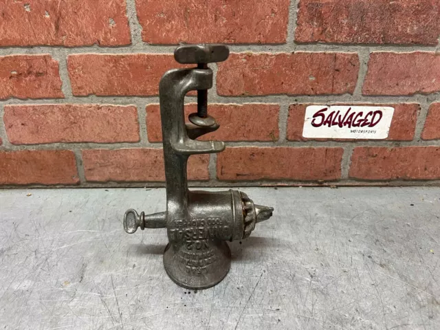 Vintage Universal No. 2 Food Meat Grinder Hand Crank, Table Mount Made In USA