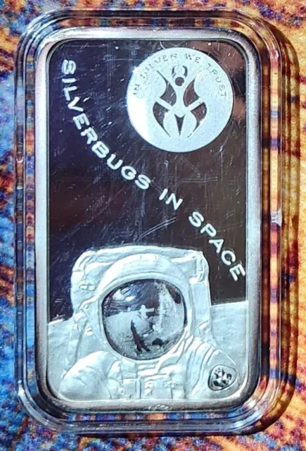 Holographic Image SILVERBUGS IN SPACE .999 1oz Fine Silver Bar Capsule Astronaut