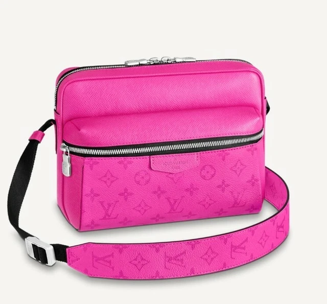 LOUIS VUITTON MESSENGER Outdoor Taigarama Fuchsia Pink Monogram LV  Authentic New EUR 2.577,44 - PicClick FR