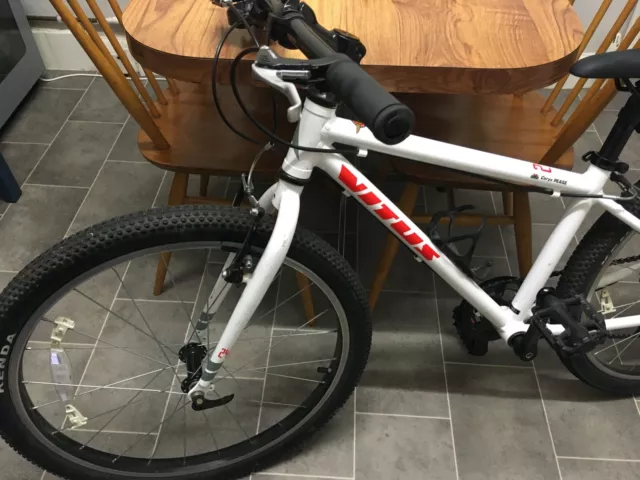 VITUS 24 INCH Kids Bike WHITE 100.00 PicClick UK