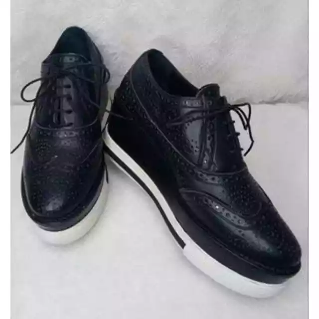 Miu Miu Wedge Black Brogue leather Oxford shoes platform size 38 Y2K 90s 80s