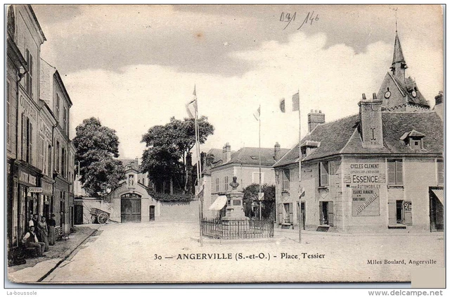 91 ANGERVILLE - place tessier