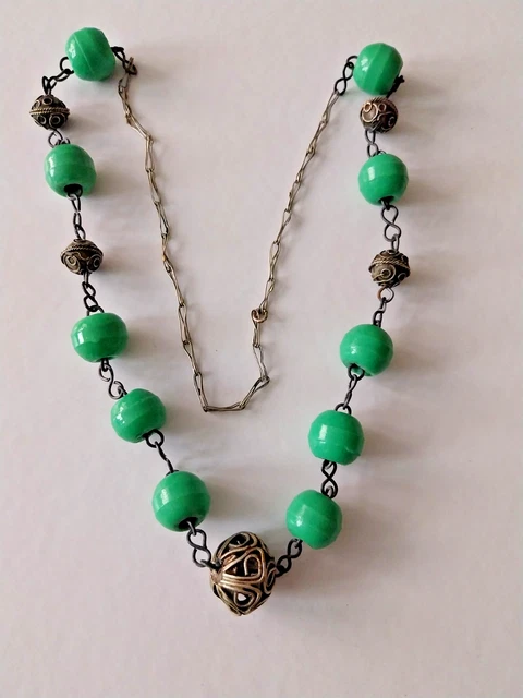 Romain antique Verre Collier avec perles de verre bleues