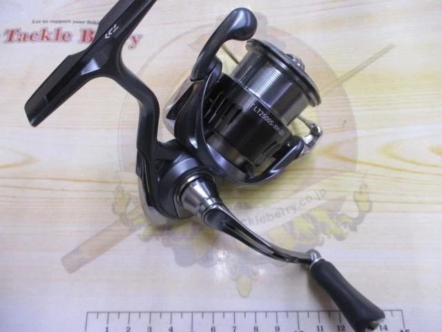 DAIWA 23 AIRITY ST LT2500S-XH-QD Spinning Reel Used $621.05