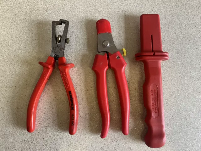 Knipex 11 02 160  Stripping Pliers  / R/S Cable Cutters Plus Stripping Knife