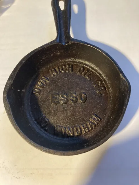 Rare cast-iron Don Rich oil company ESSO oil Wyndham ashtray