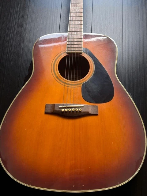 YAMAHA FG-425 TBS Acoustic Guitar with Case $673.58