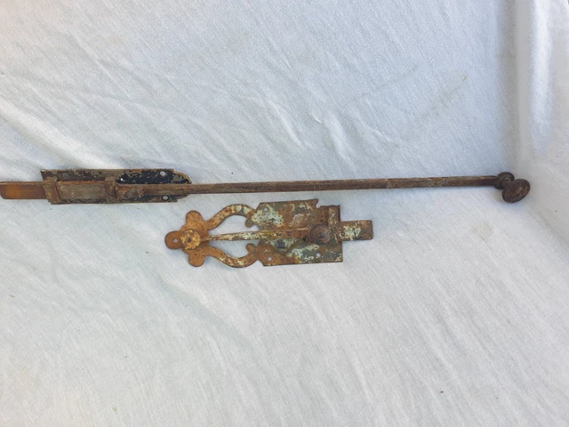 Ancien verrou en fer forgé pour porte, serrure ferrure