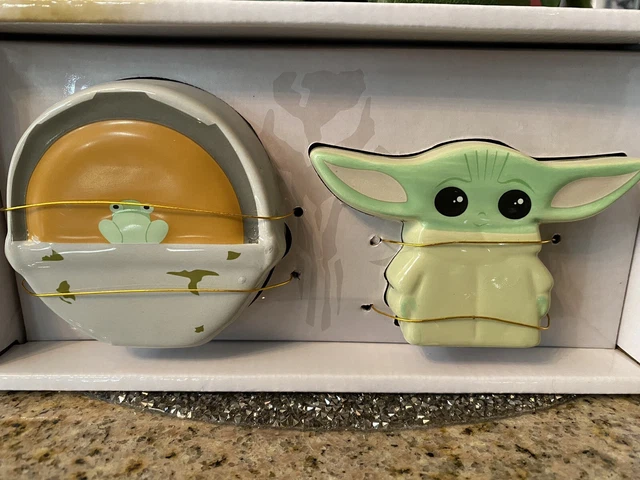 Disney Star Wars Baby Yoda Mandalorian Salt and Pepper set new