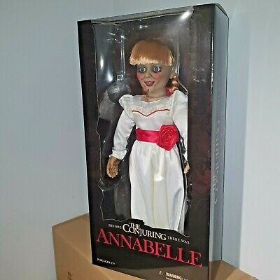 Mezco Toys The Conjuring Scaled Prop Replica Annabelle Doll 46 cm 
