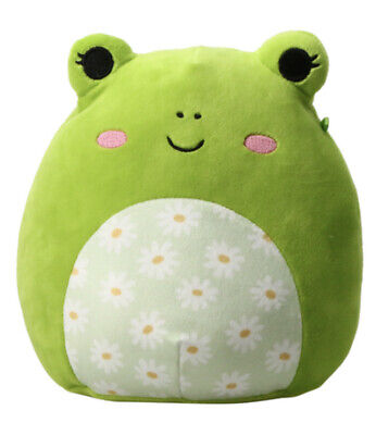 wendy with hearts squishmallow