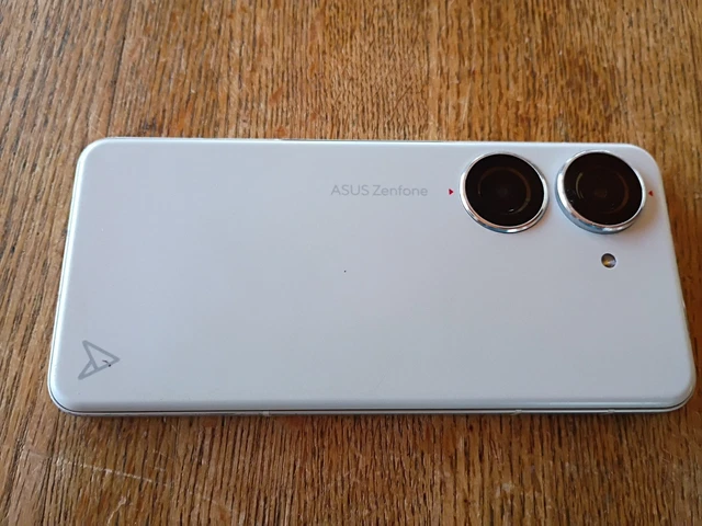 ASUS ZENFONE 10 256gb 8gb Ram Comet White Unlocked US