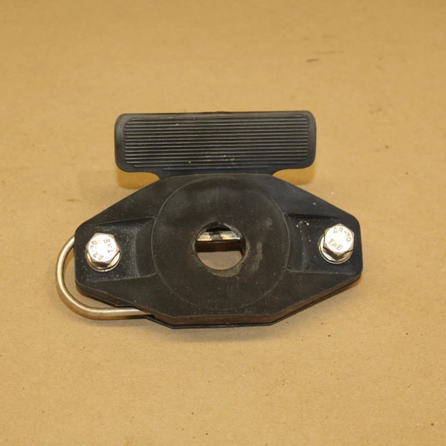 Sea-Doo 2002-2003 RX DI Hood Latch Lid Lock Lever Catch 269700109