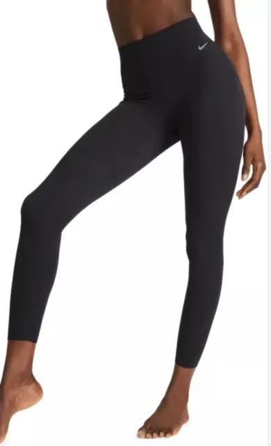Nike Women’s Leggings Size Medium Black