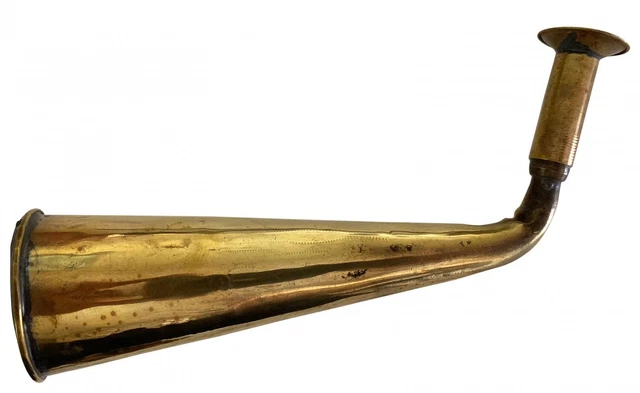 Fonendoscopio estetoscopio trompetilla estilo antiguo charanga sirena doctor