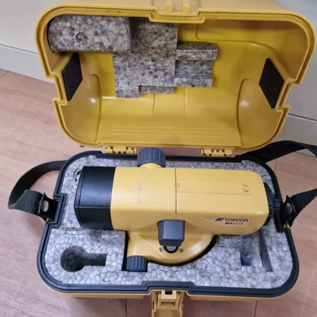 Topcon AT-B4 livello dumpy - Calibrato Topcon AT-B4 livello dumpy - Calibrato