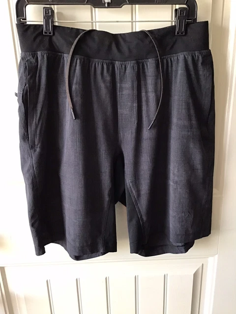 🌼lululemon T.H.E. Short Linerless 9” Size L Heather Black *Read