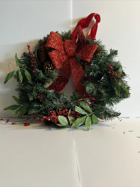 Beautiful Large 18” Christmas Door Wreath Pine Cones Poinsettias Holly Berries