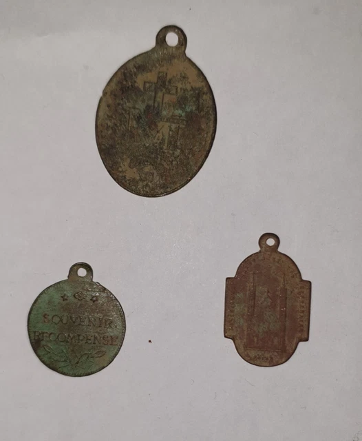 Lot De 3 Médailles Anciennes En Argent Massif XIXe Siècle - St Michel, Ste Honorine, ND Pontoise - Style Napoléon III