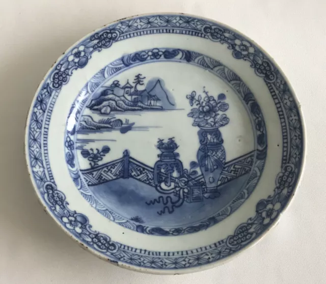 China Qing Qianlong 18th Century Blue White Dish vases balcony motif 清代乾隆青花瓷器盘