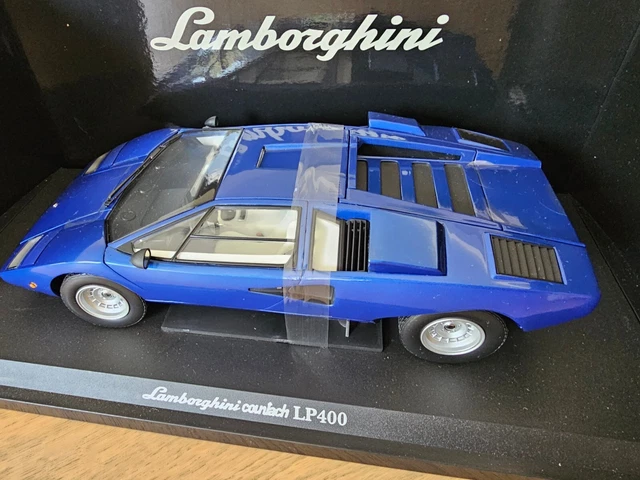 The 1/43 Lamborghini Countach LP400 from Kyosho, a review by