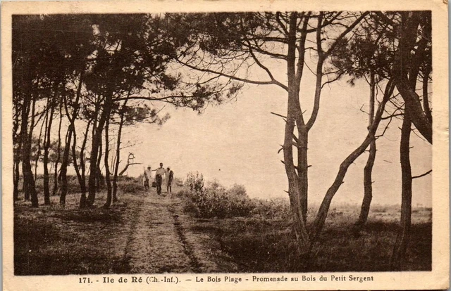 Carte Postale Ancienne (CPA) De L'Île De Ré – Années 60 – Écrite Et En Relief