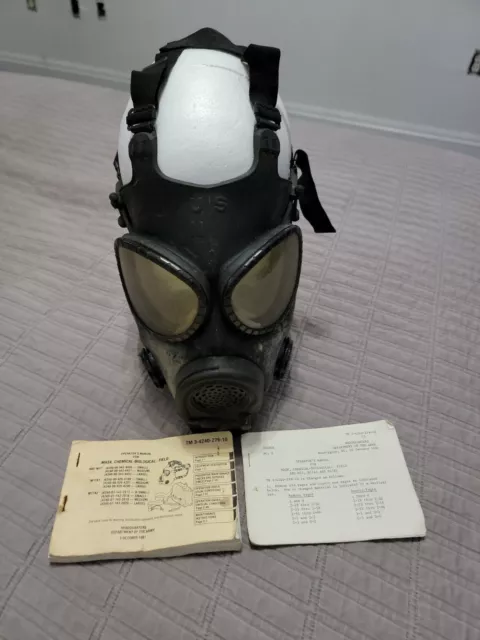 US Military Gas Mask M17A1/2 Vintage Army Field Protective Biological Chemical C US Military Gas Mask M17A1/2 Vintage Army Field Protective Biological Chemical C